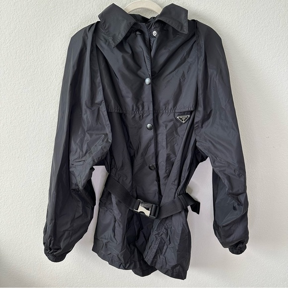 PRADA Black Re-Nylon safari rain jacket SZ IT 42, US 6, M - Picture 3 of 13
